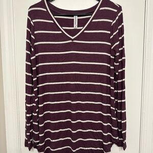 NWOT Women's Striped V-Neck Top - Plum and White